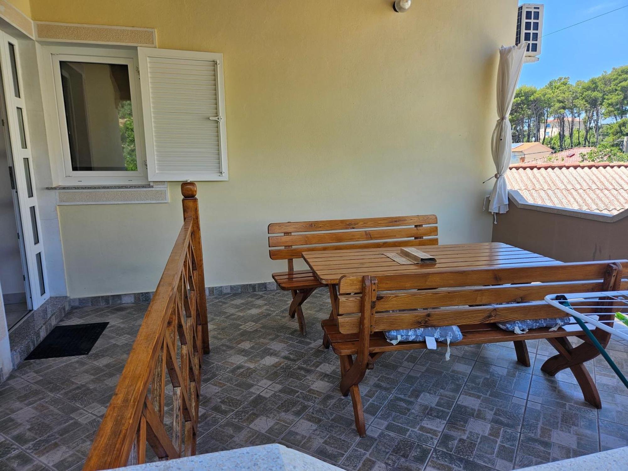 Apartmani Tatjana Rab Town Esterno foto